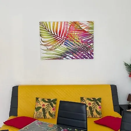 Apartment T2 Dans Calme *